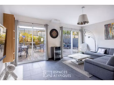 maison en duplex avec terrasse et garage