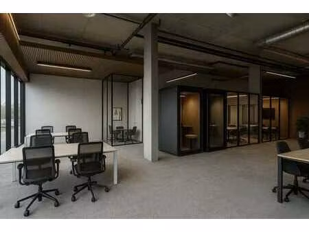 high-end kantoorruimtes te huur met visibiliteit langs de...