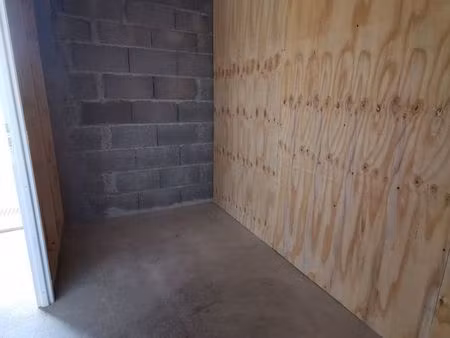 box  stockage  local  garde meuble