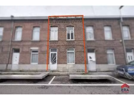 maison de ville 2 chambres a rénover