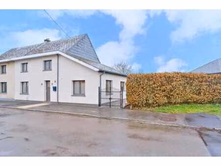 une maison où le soleil a choisi de s’installer