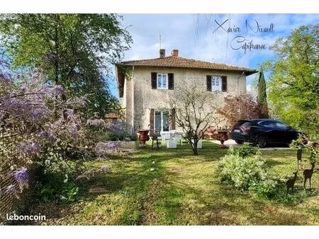 maison 6 pièces 195 m²