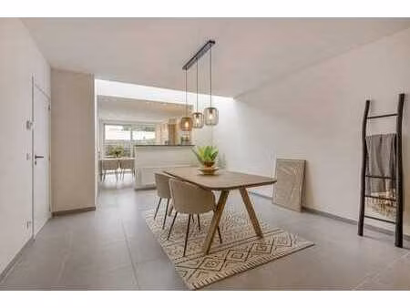 maison fermée à vendre dans le centre de wingene