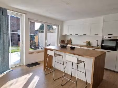 agréable maison mitoyenne pour installation rapide à ham s/s