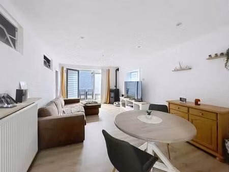 maison esprit loft en plain-pied avec 2 chambres  terrasse 