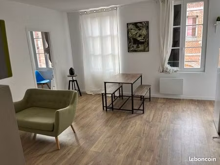 ◊proche mairie et centre-ville – f2 meublé refait à neuf