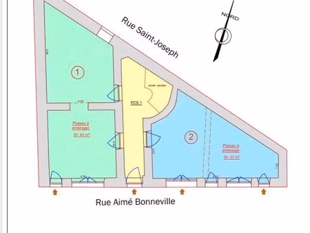 local commercial d'exception — 74m² — emplacement n°1 angle de rues