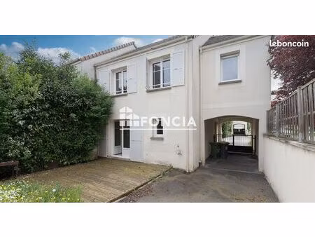 ballancourt maison 5 pièces  avec 4 chambres  garage  terrasse et jardin