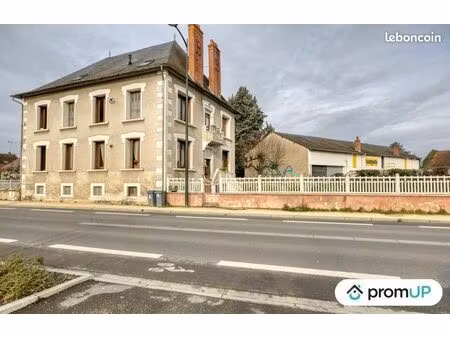 immeuble 294 m² saint amand montrond