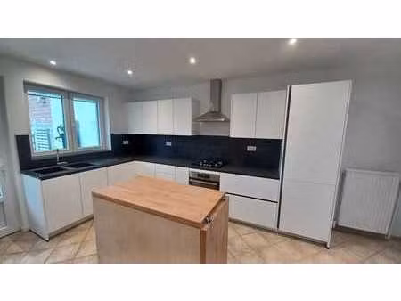 maison rénovée avec jardin