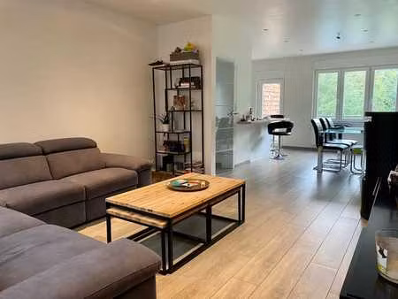 maison entièrement rénovée ( disponible 01/05/2026)