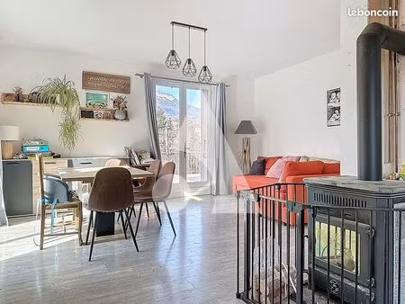 maison 4 pièces 92 m²