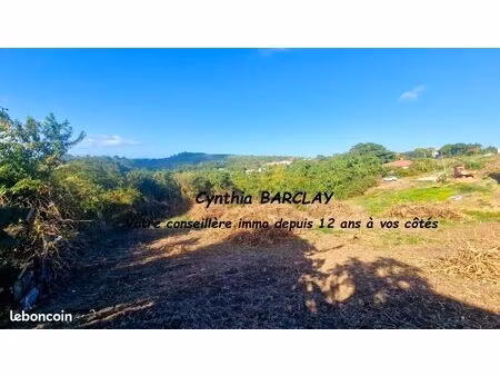 terrain 1582 m² le marin