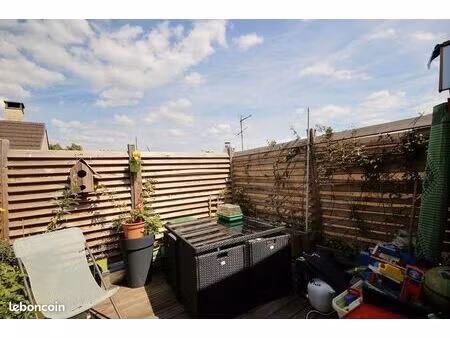 maison de ville aux lilas  80m2  3-4 ch