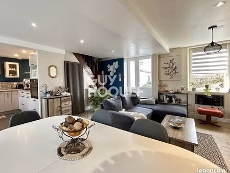maison 5 pièces 82 m²