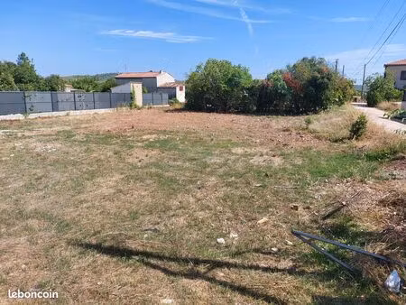 terrain 594 m² sollies-pont