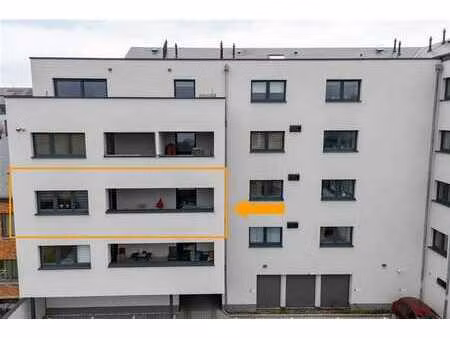 appartement 3ch.  terrasse  parking ext. et cave