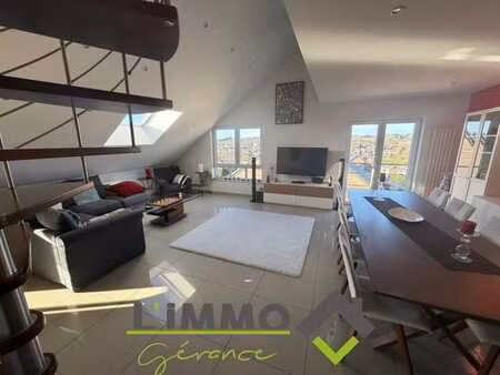 duplex 2 chambres avec terrasse et place de parkings