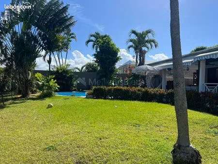 maison 4 pièces 159 m²