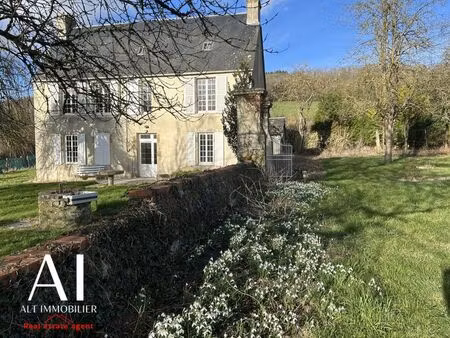propriété 5 pièces 132 m²