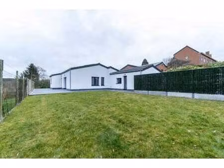 possibilite de louer en societe/independants