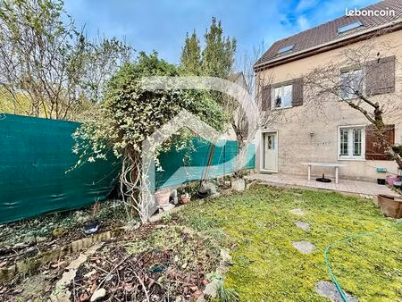 maison 6 pièces 97 m²