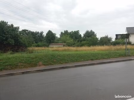 terrain 766 m² arc les gray