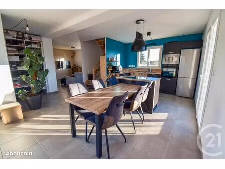 maison 5 pièces 105 m²