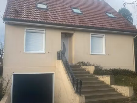 pavillon a louer sur sous sol total