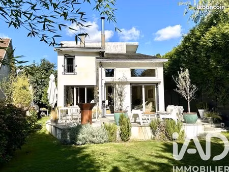 maison 6 pièces 200 m²