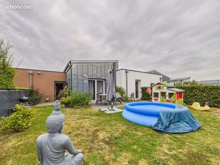 a 2min de caen au nord