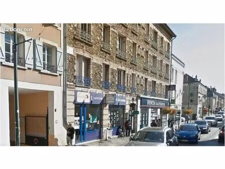 local commercial 90 m² corbeil-essonnes
