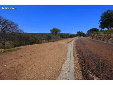 terrain constructible - puget sur argens