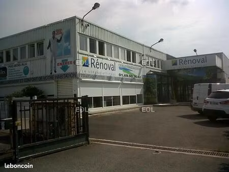 local d'activité 517 m²