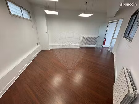 local commercial 80 m²