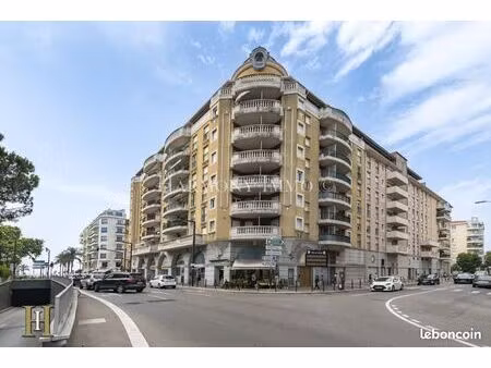 local commercial 60 m²