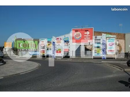local commercial 224 m²