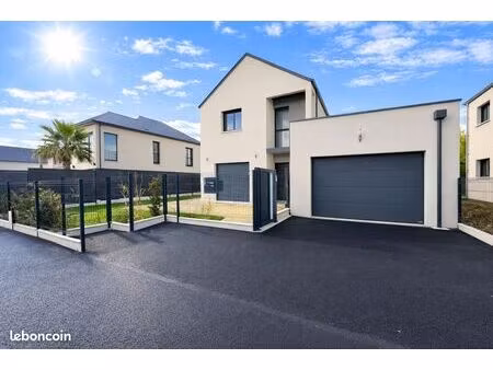 maison 5 pièces 145 m²