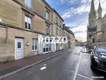 immeuble 8 pièces 156 m²