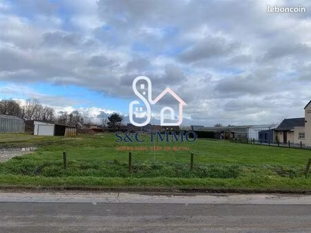 terrain 268 m² noiseau