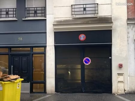 parking plein centre de puteaux