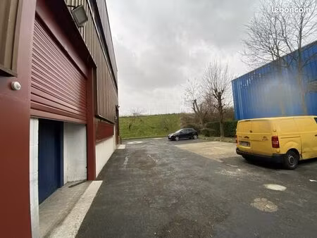 local bureaux 387 m²