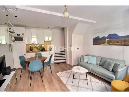 maison de ville 3 pièces 60 m²