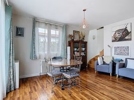 maison 4 pièces 75 m²