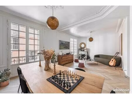 maison 6 pièces 145 m²