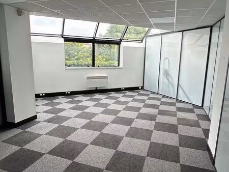 location local 34m²