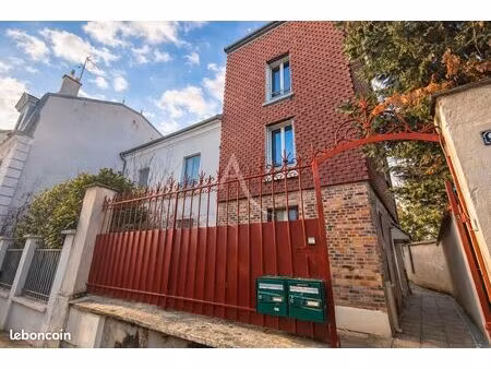 pavillon 6 pièces 110 m²