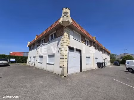 local d'activité 456 m²