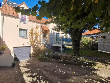 pavillon vue sur seine