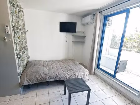 studio 1 pièce 26 m²